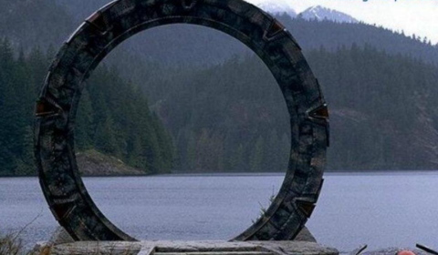Odpočívej v pokoji, Stargate – 1. část