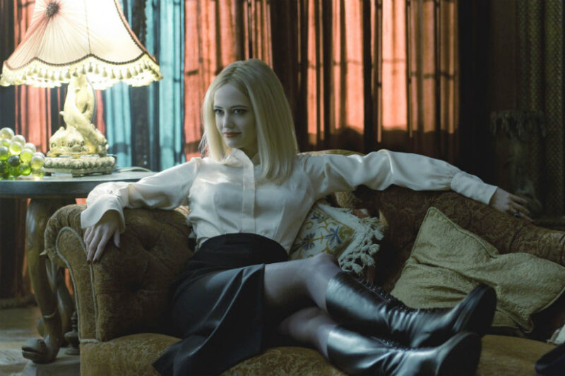 dark-shadows-eva-green