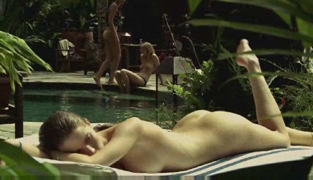 Rosie_Huntington_Whiteley_Making_The_Pirelli_Calendar_2010_020